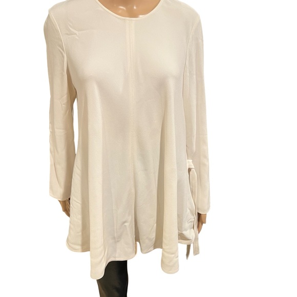 Stunning Silk blouse - Picture 4 of 13